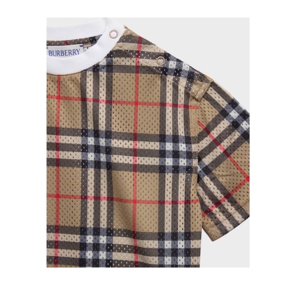Burberry Authentic Boys Percy Mesh T-shirt Size 18 months - Picture 3 of 5